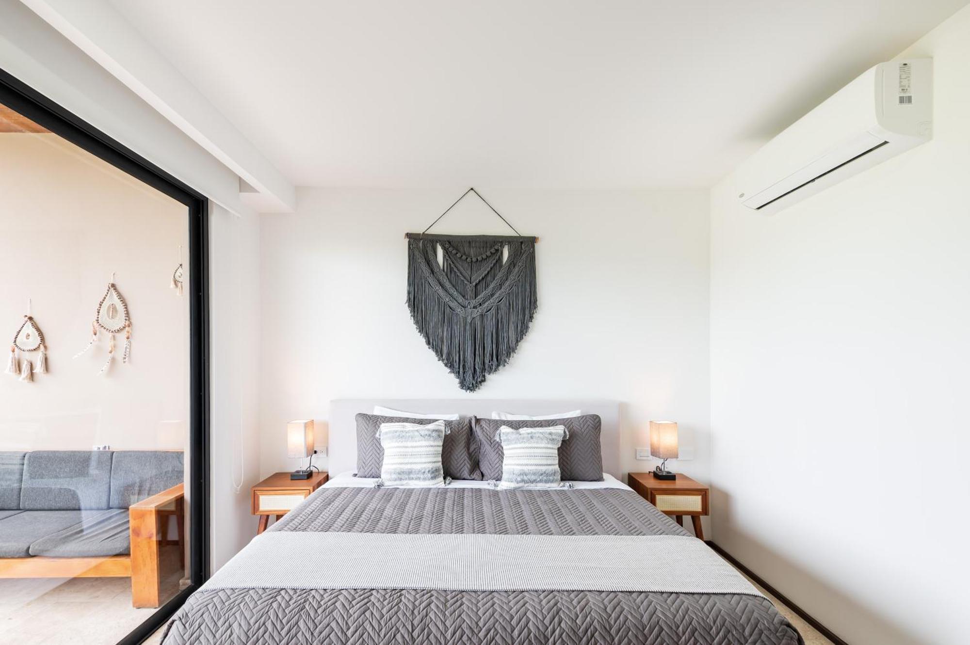 Apartment City At Menesse