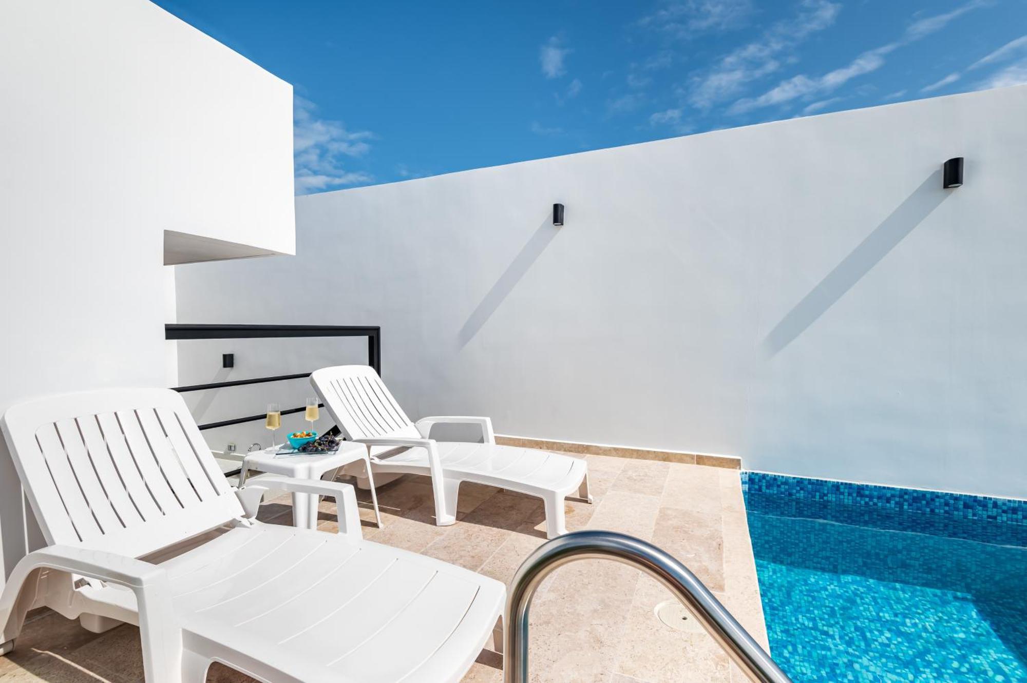 Apartment City At Menesse *